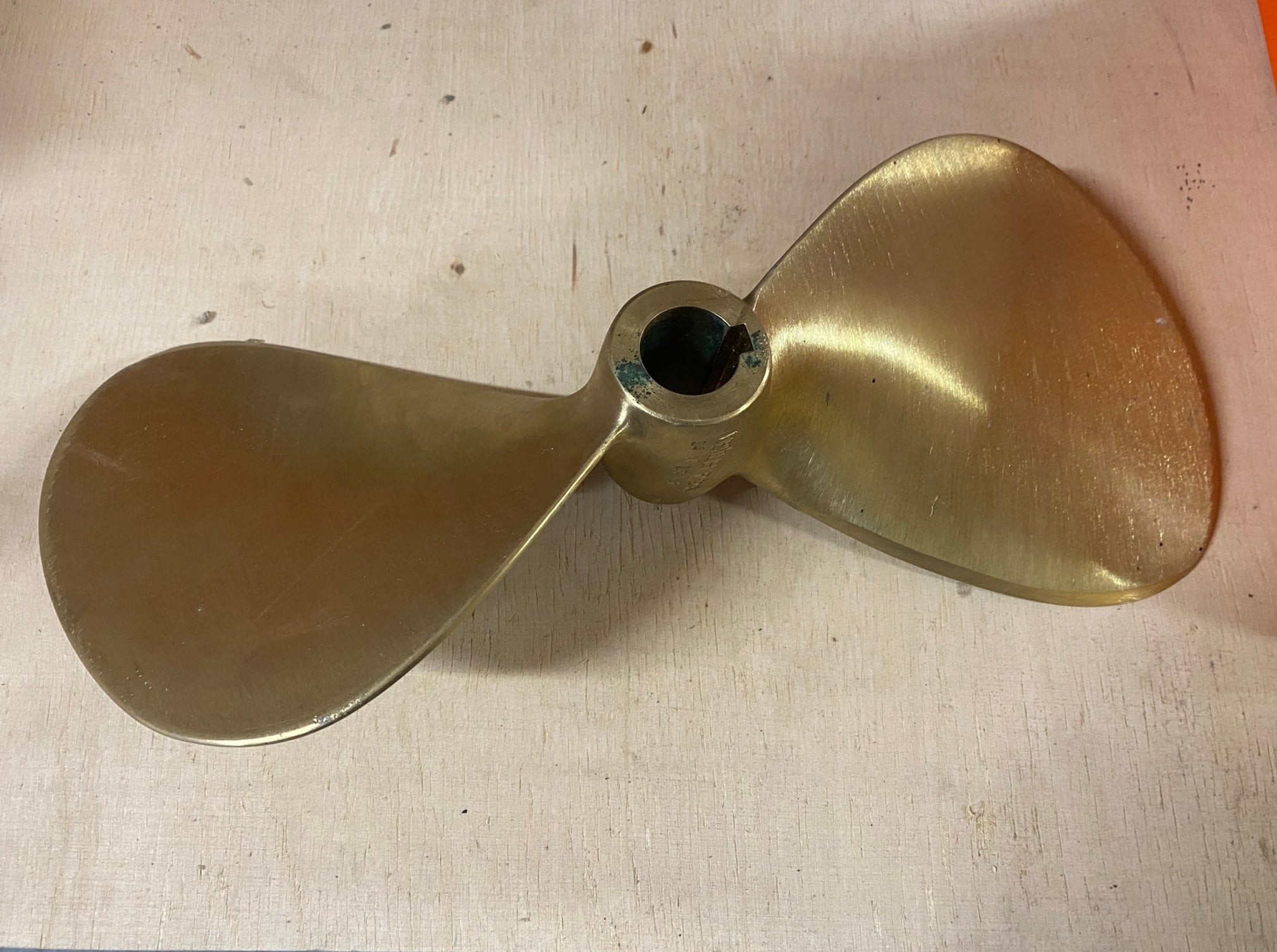 Vetus Propeller 2-flg. Welle 25mm Konus 1:10