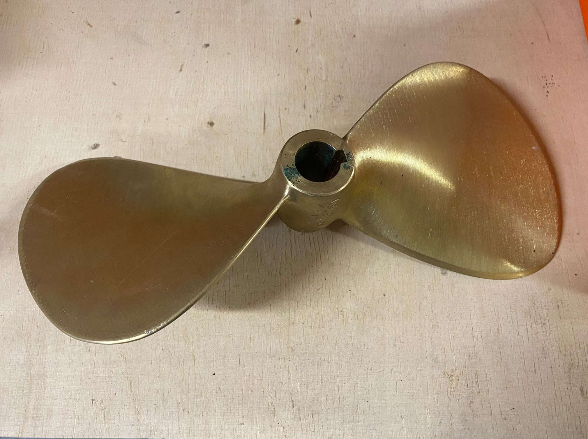 Vetus Propeller 2-flg. Welle 25mm Konus 1:10