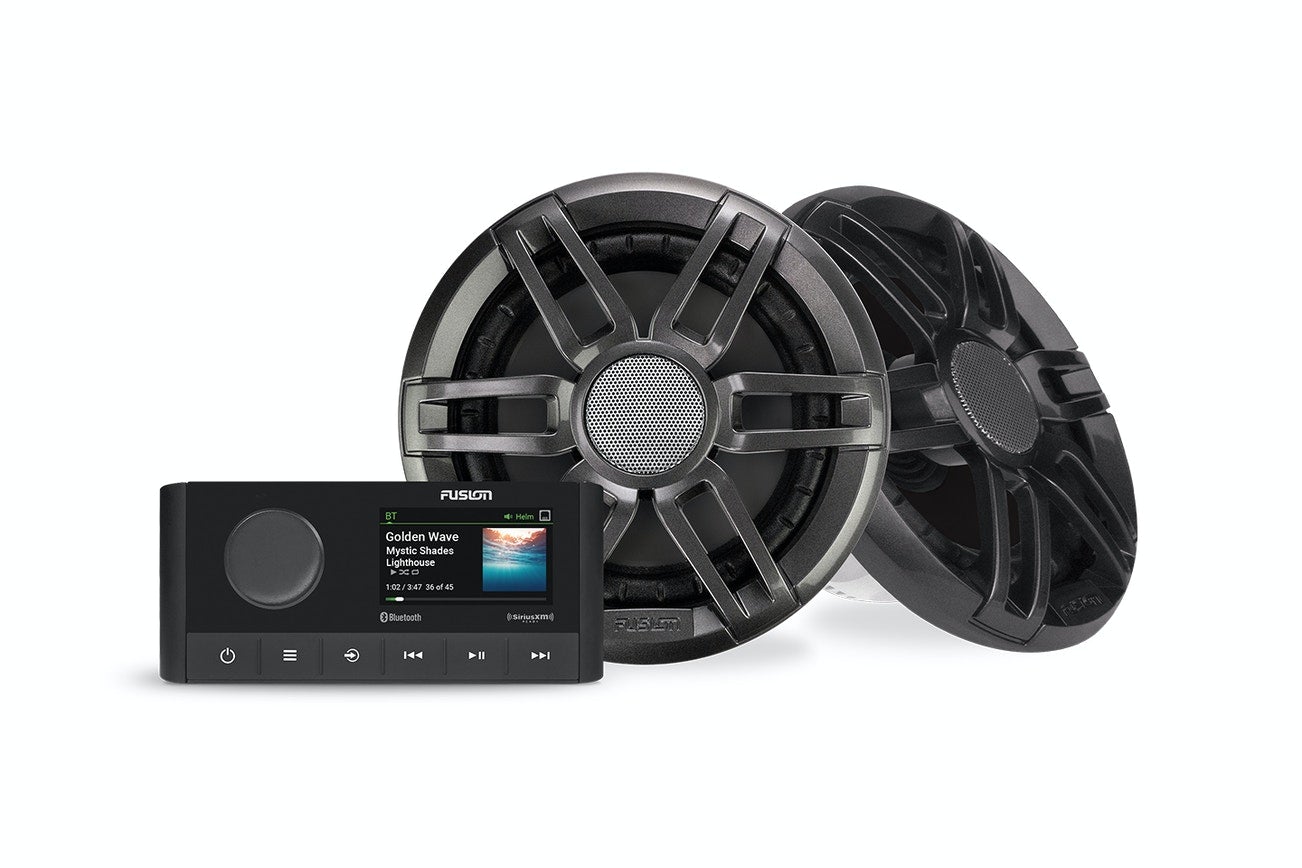 FUSION Radio MS-RA210 mit Lautsprechern XS-65CW/XS-65SPG