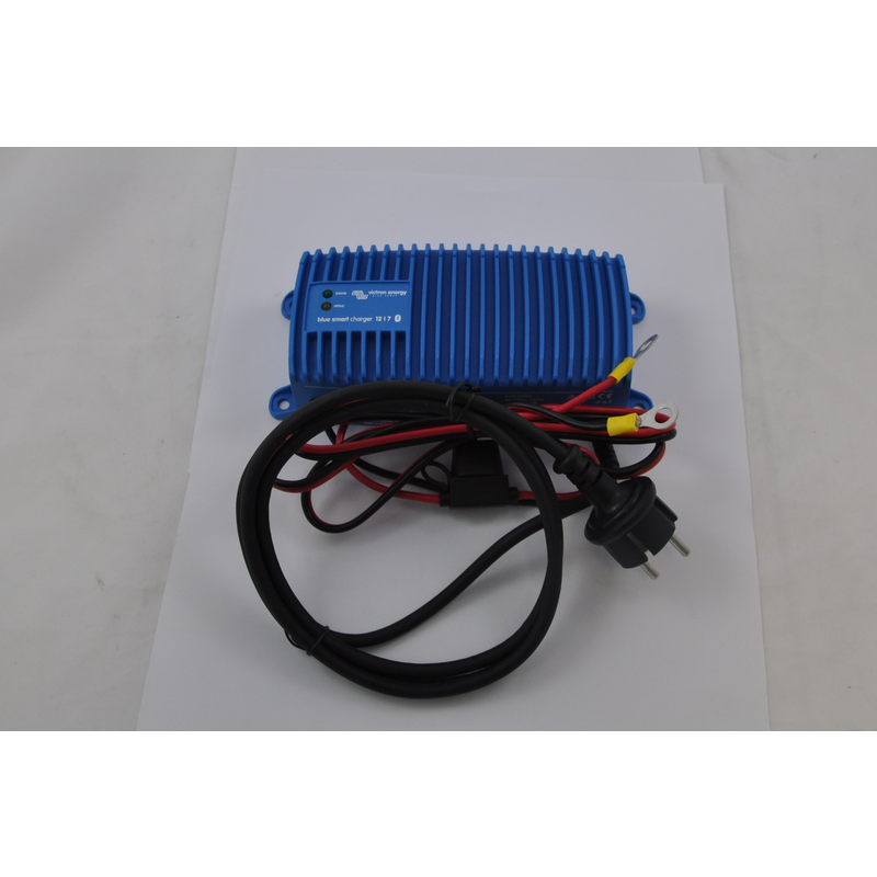 Victron Blue Smart IP67 Charger 24/5(1) 120V