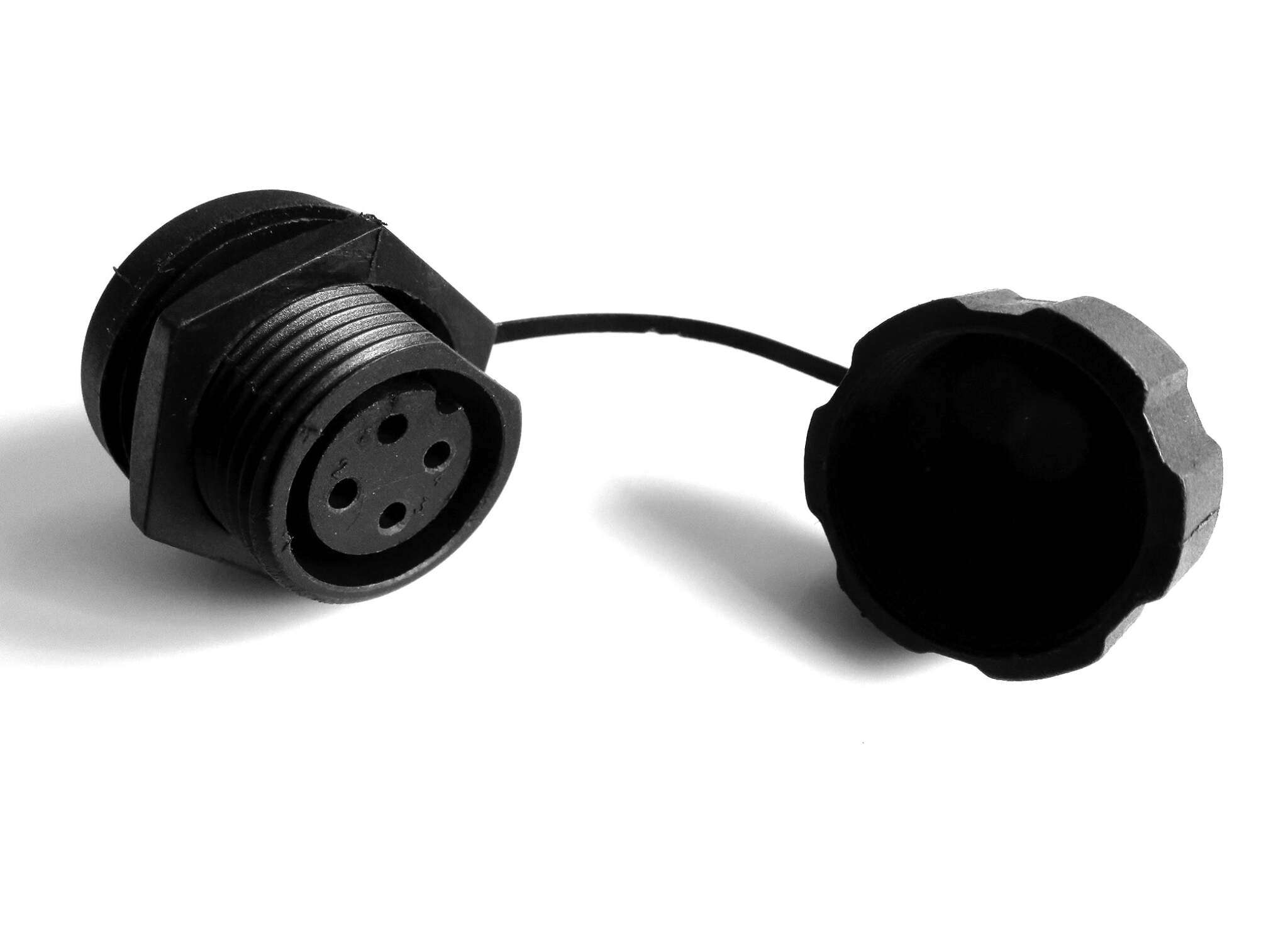 6-pol-kuppplungsdose-mit-lotanschluss