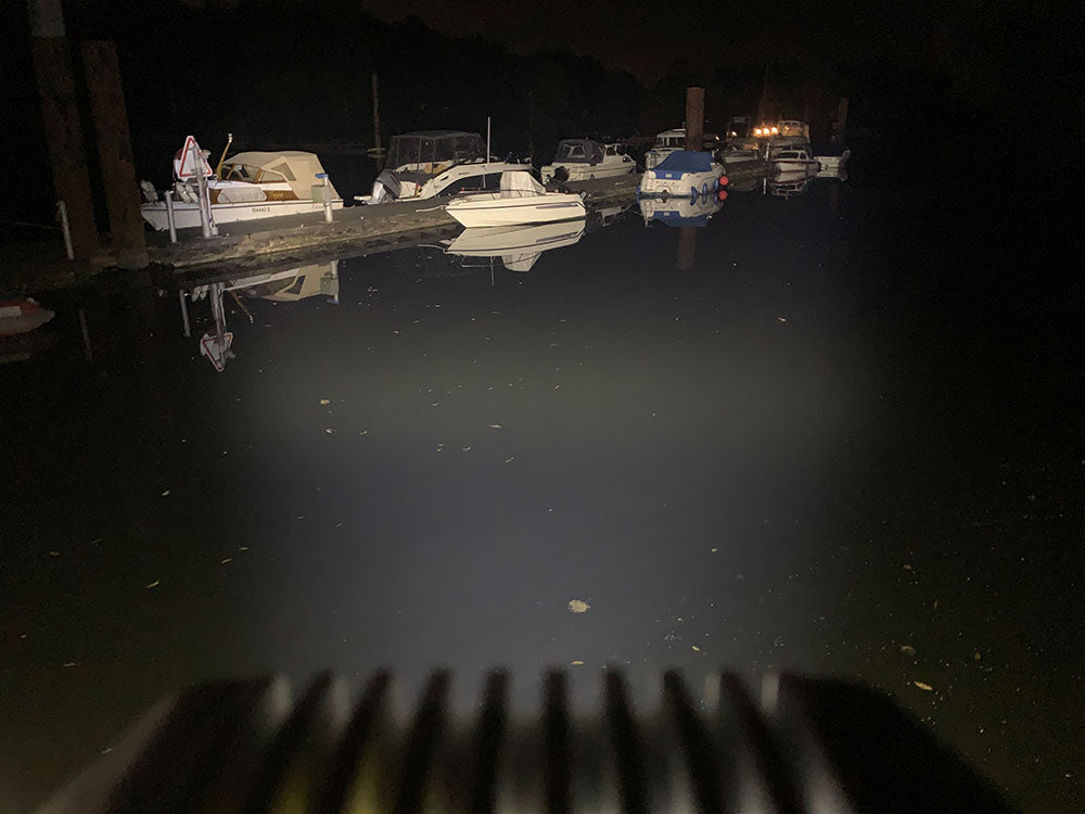 led-decksstrahler-flutlicht-weiss