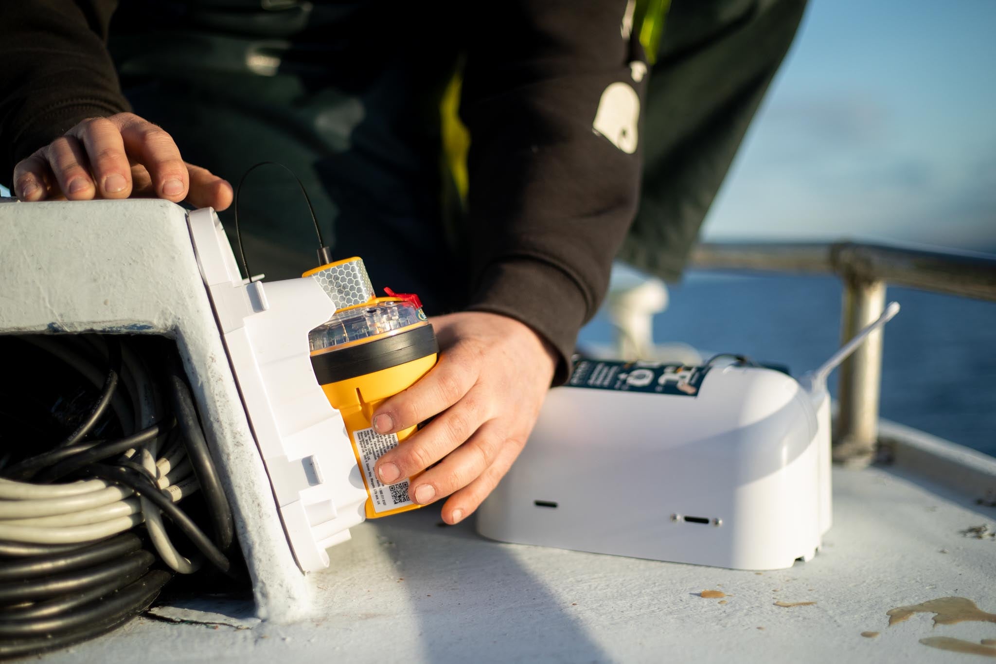 OceanSignal SafeSea EPIRB3 PRO inkl. Float Free Halterung