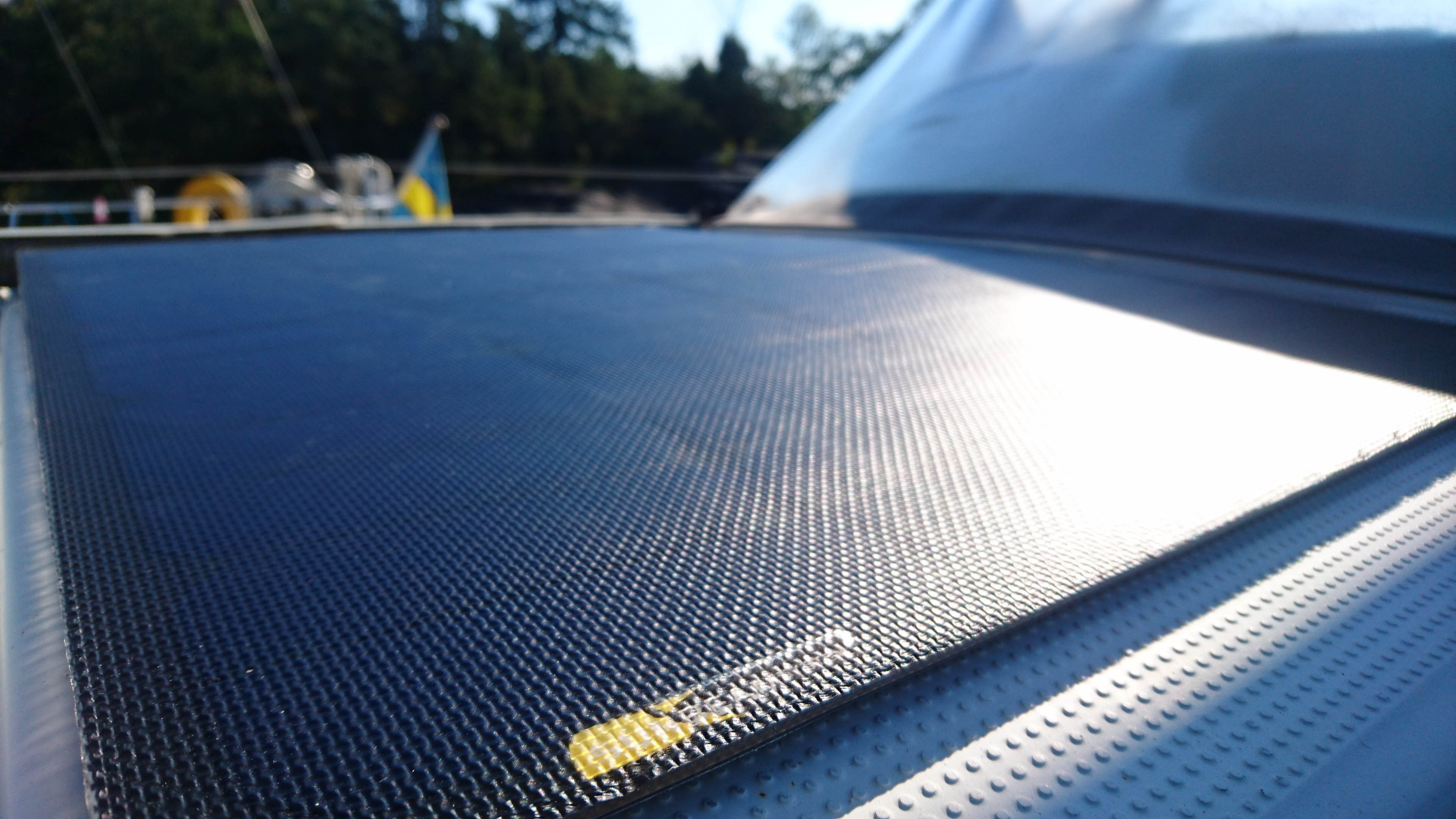 solarpanel-tough-black-46w-flush