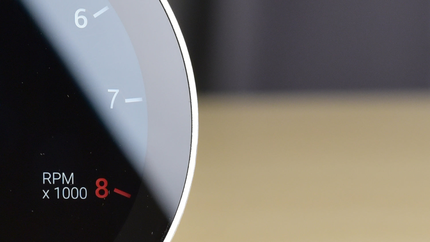 Veratron VDO VMH-35 Multifunktionsdisplay, NMEA 2000 mit 0-5 Volt Eingang mit GPS