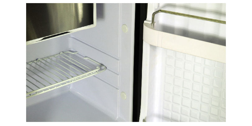 Isotherm Cruise Elegance Line Silver 42 Liter Kühlschrank 12/24V